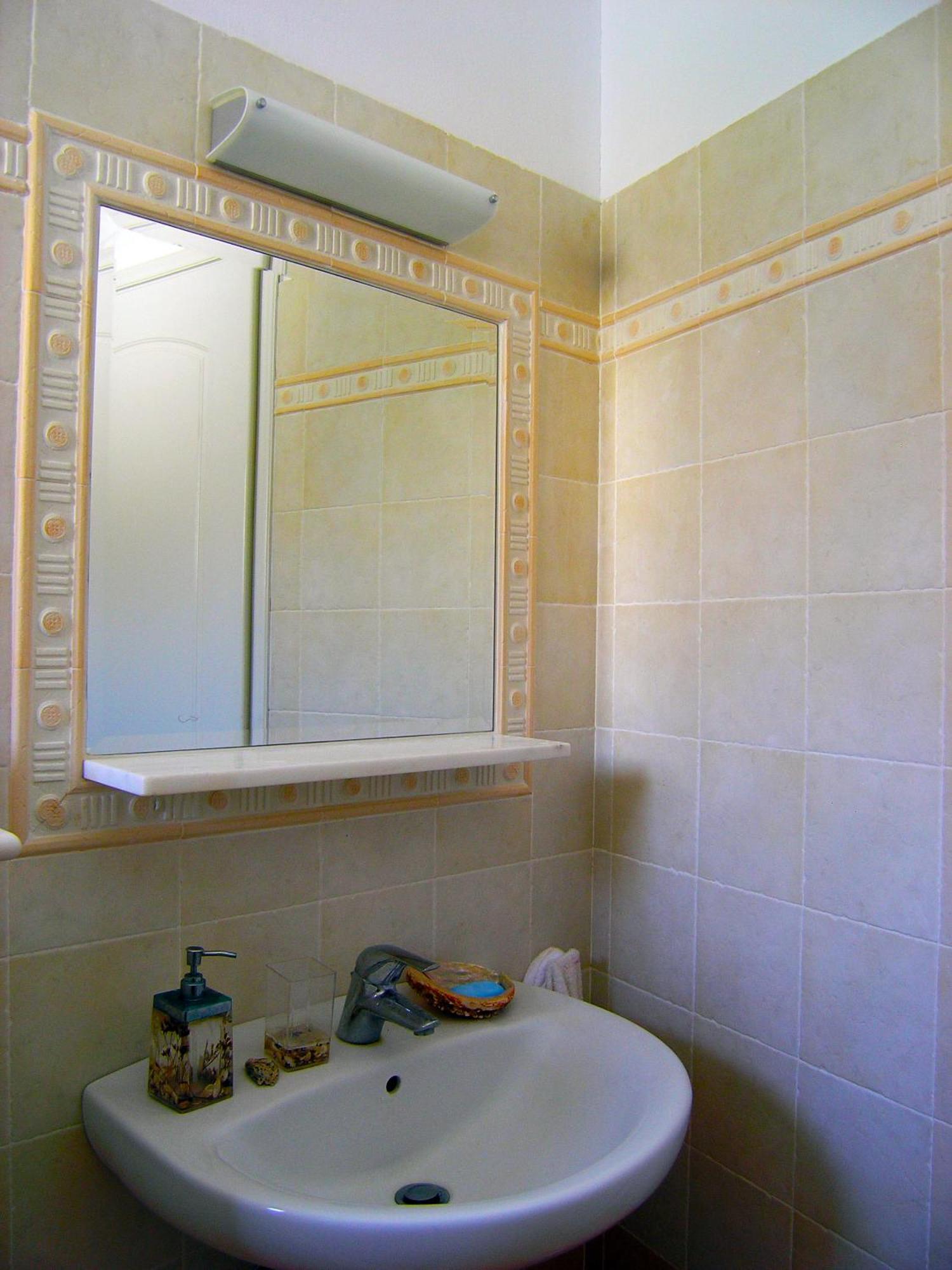 Plori Studios And Apartments Aegiali Extérieur photo