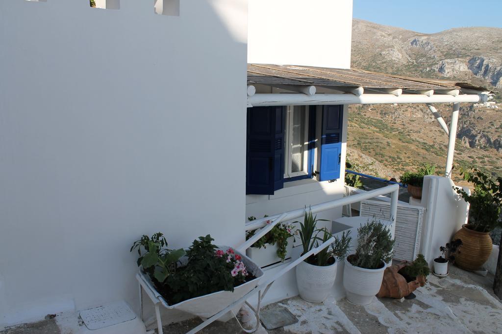 Plori Studios And Apartments Aegiali Extérieur photo