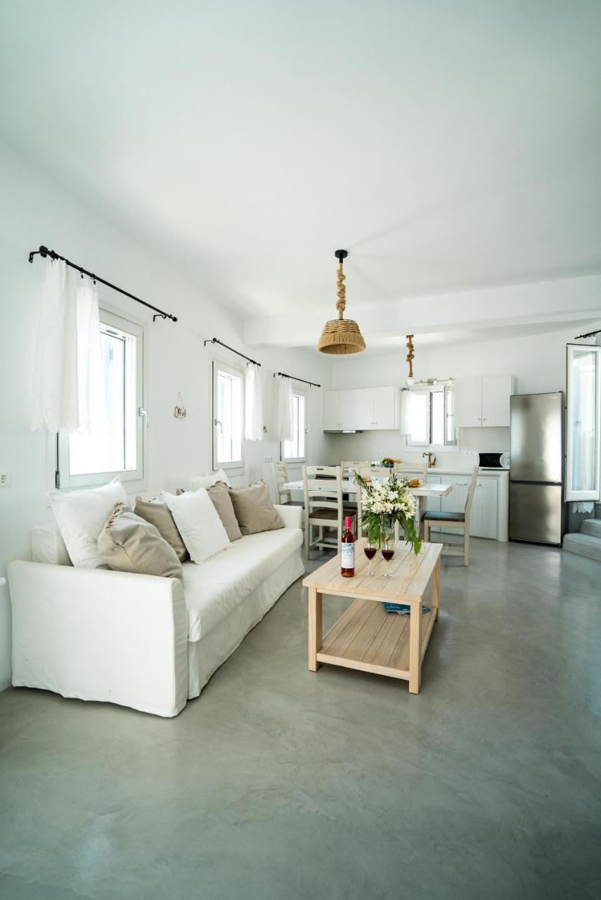 Plori Studios And Apartments Aegiali Extérieur photo
