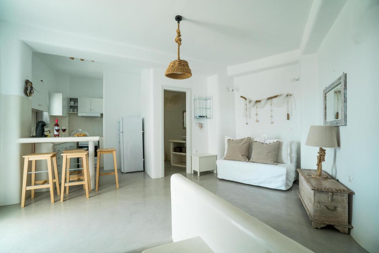 Plori Studios And Apartments Aegiali Extérieur photo